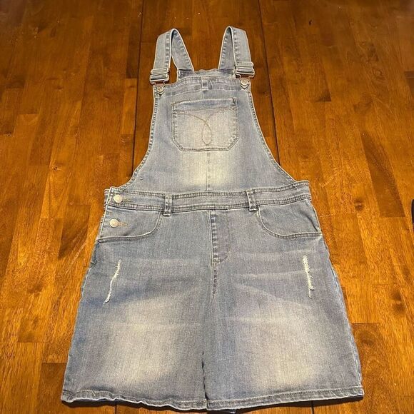 Calvin Klein Girls Distressed Stretch Denim Short Bib Overalls Size L 12/14 - Picture 1 of 11